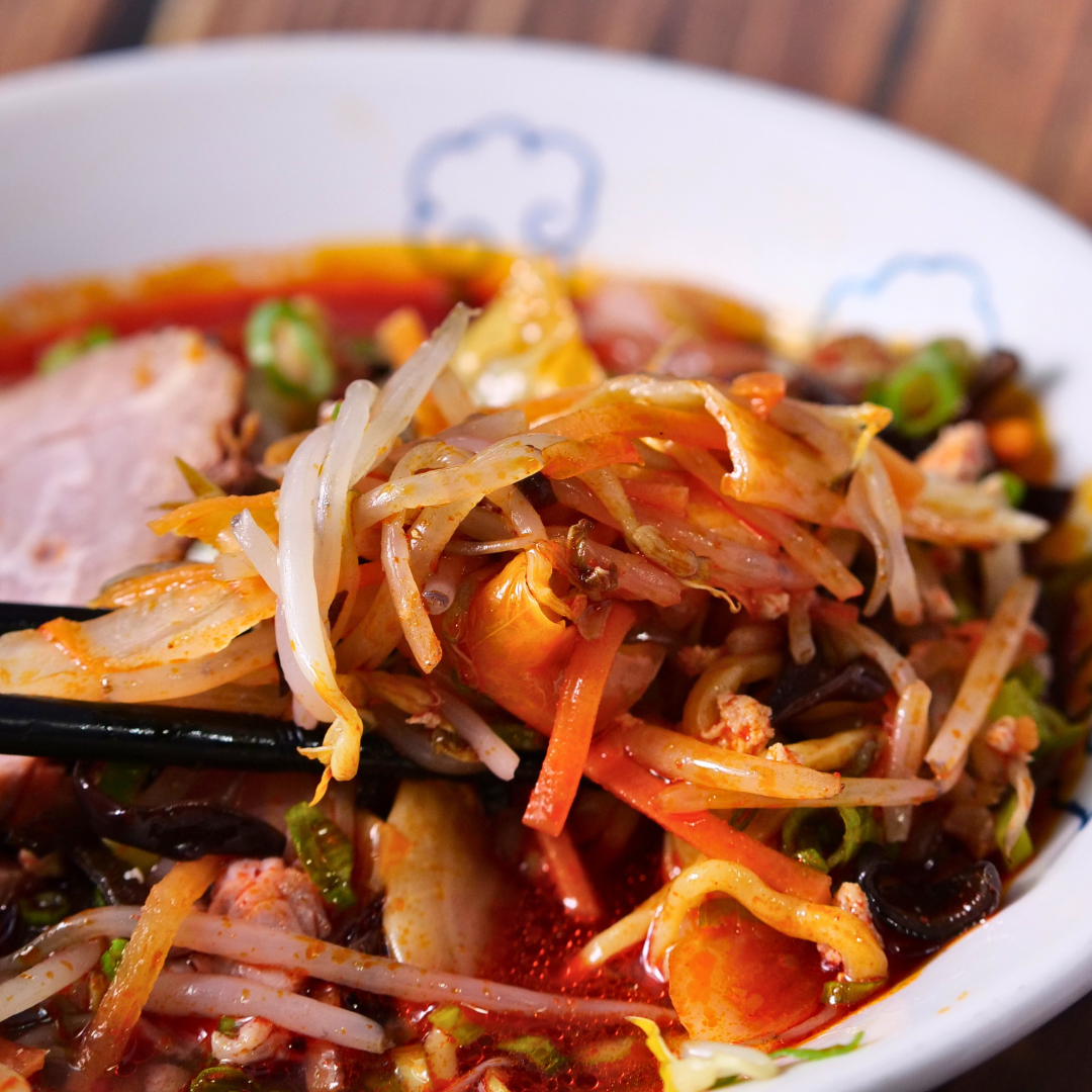 Vegetables piled on RAMEN RAIJIN Frozen Spicy Shio Tanmen